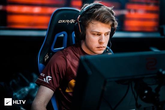 LGD赛后群访 haichao ：再次面对Knight并战胜他非常开心